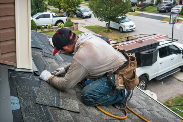Professional Roofing technician working in Middleport, NY